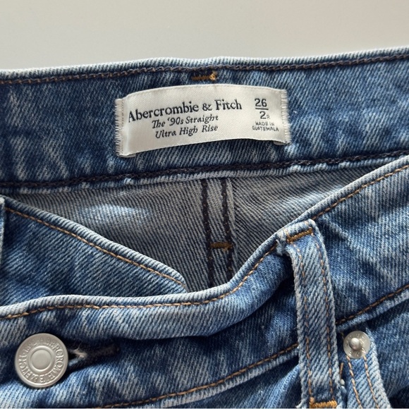 Abercrombie & Fitch The 90’s Straight ultra rise cross over jeans - Picture 3 of 10